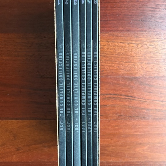 Lost: The Complete Series Collection [DVD] Temple Pyramid Collector's Edition - Picture 6 of 14